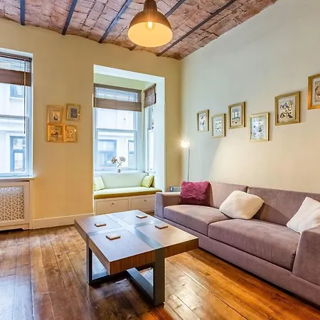 Apartment Classic Beyoglu Home With Central Location Near Galata Tower Istanbul