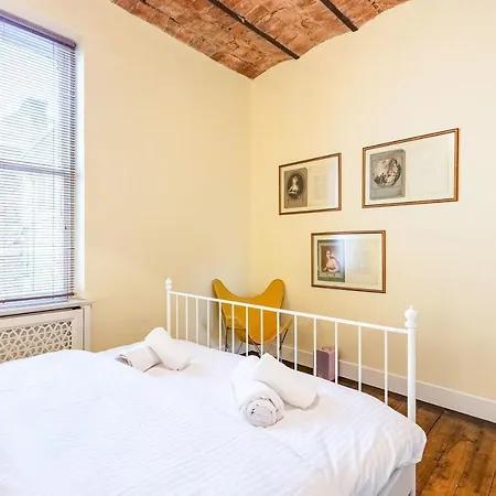 Apartment Classic Beyoglu Home With Central Location Near Galata Tower Istanbul