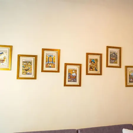 Apartment Classic Beyoglu Home With Central Location Near Galata Tower *