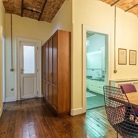 Apartment Classic Beyoglu Home With Central Location Near Galata Tower Istanbul